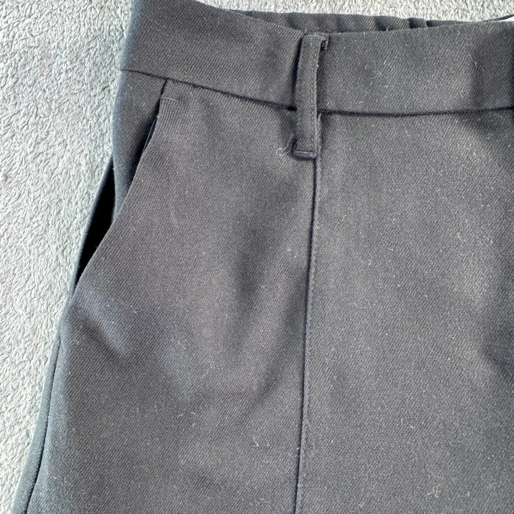 Hollister Women Black Low-Rise Mini Skort Size Small NWT 343-483-00106-900